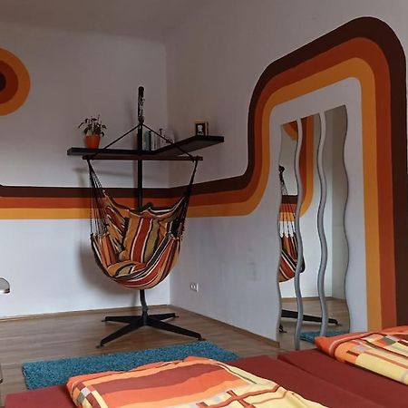 Retrowohnung Im Herzen Von Graz Buitenkant foto